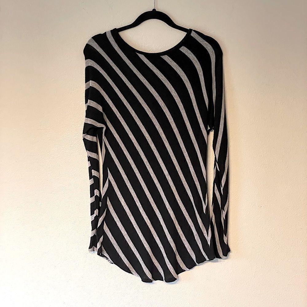 INC. Black and White Thin Long Sleeve Long Sweater. Size Medium.
